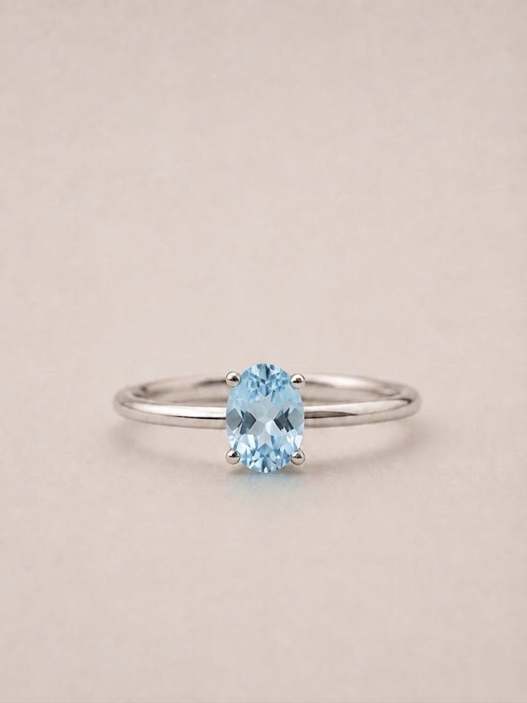Anillo Topacio Azul Facetado en Plata