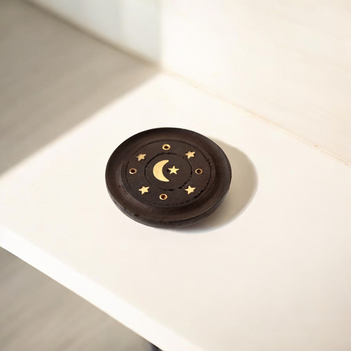 Quemador de Incienso Redondo Madera de Mango Luna en Negro