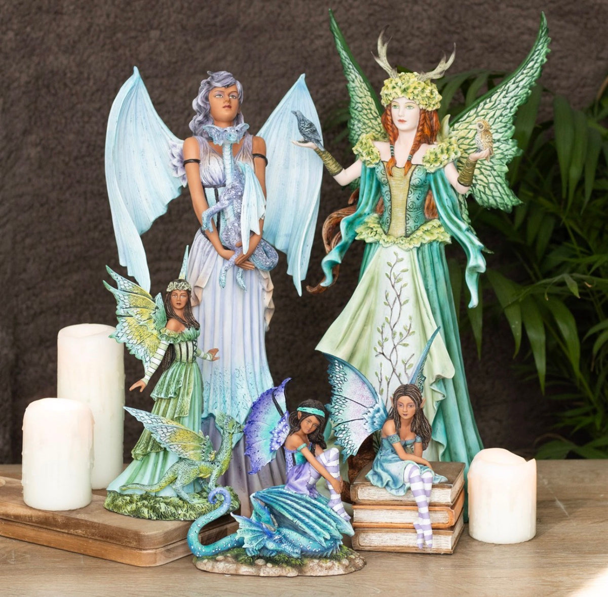 FIGURA DE «EL HADA CUIDADORA», DE AMY BROWN, 46 CM