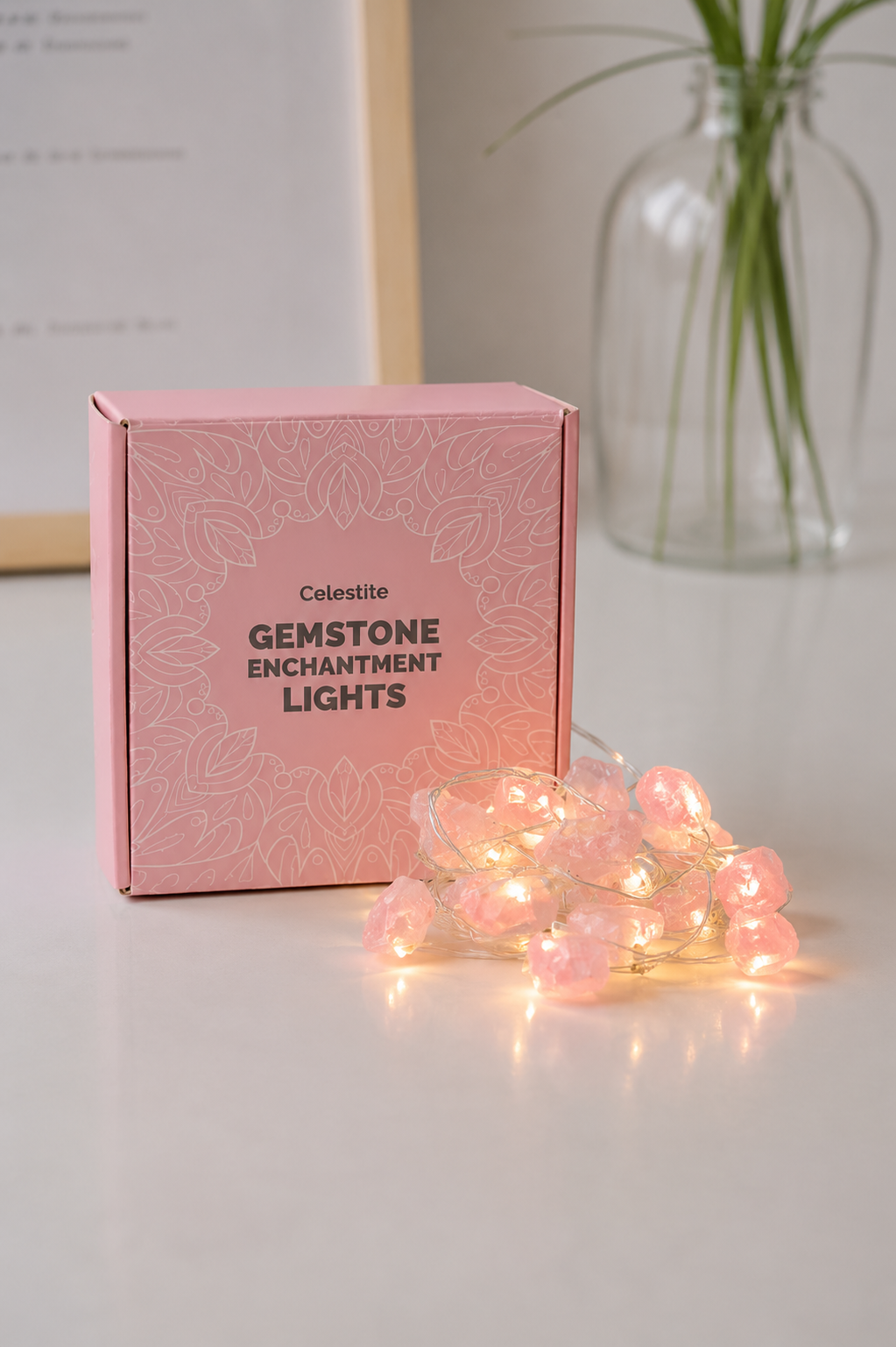 Luces encantadas con piedras de cuarzo rosa