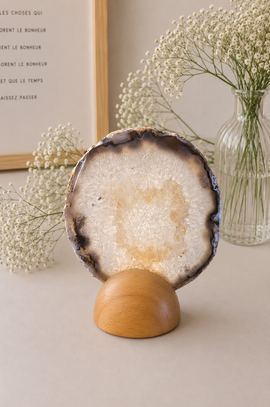 Agata angel con base de madera