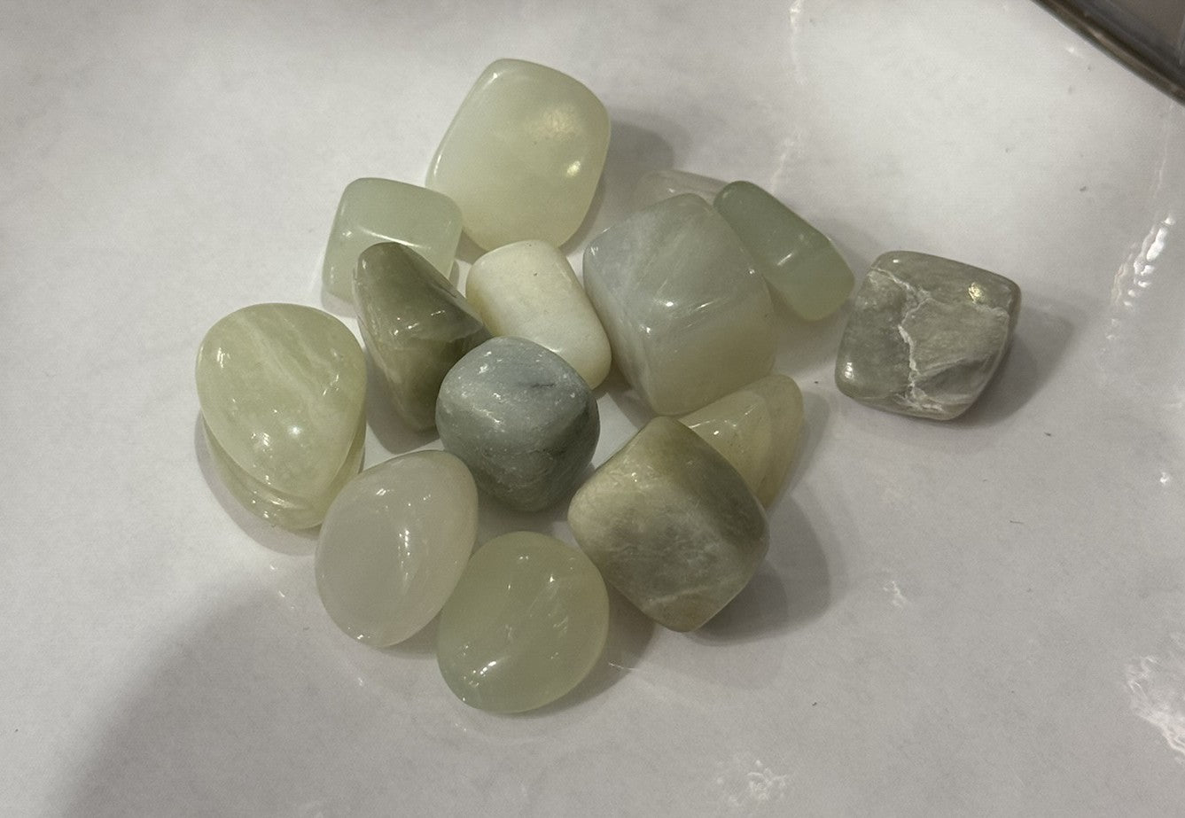 mineral rodado jade verde