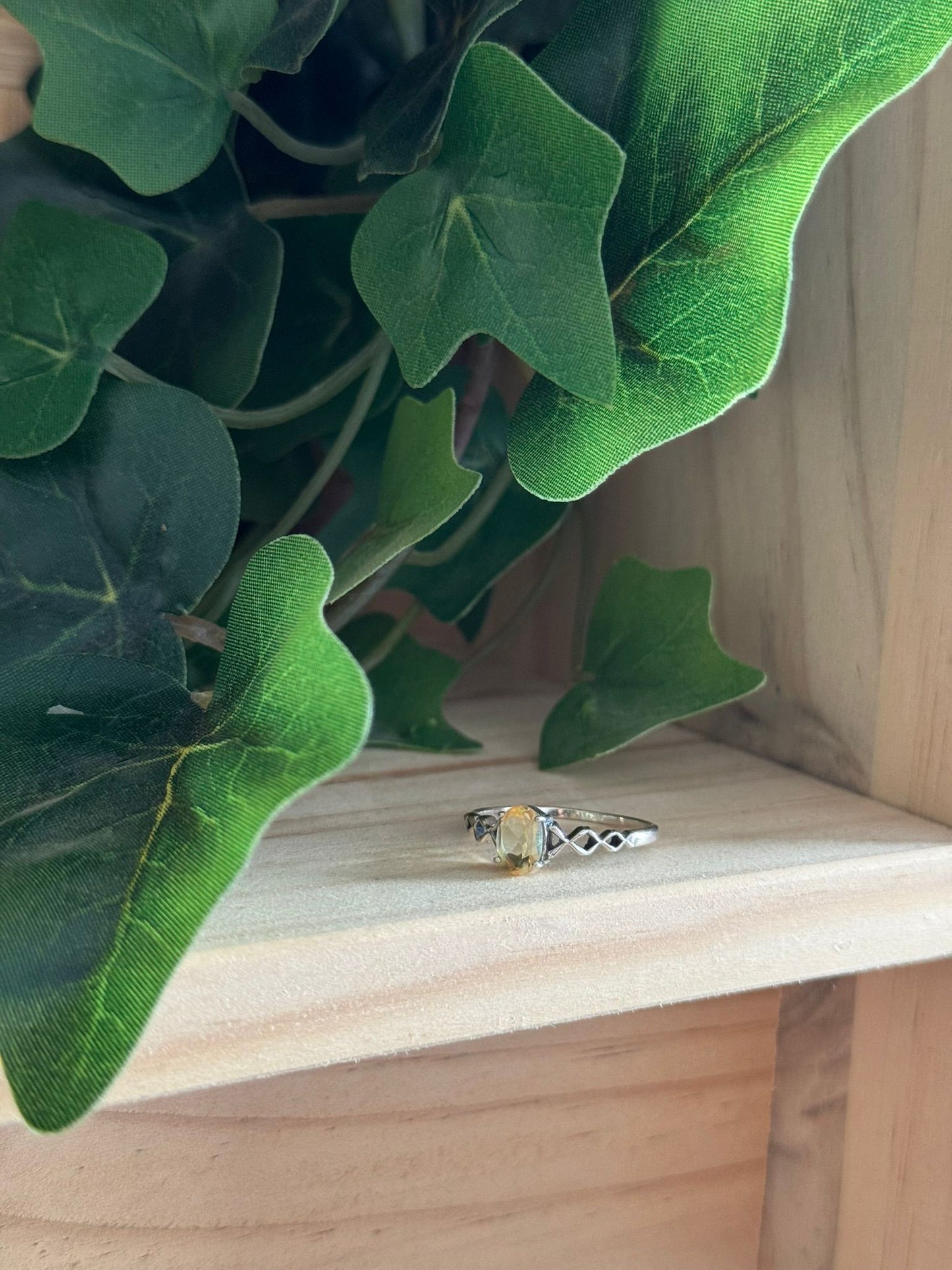 Anillo de Citrino Facetado