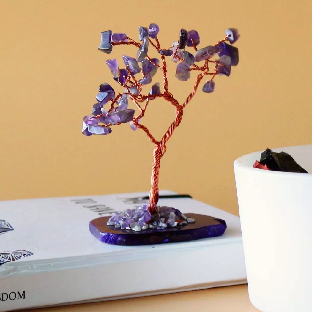 Árbol de piedras preciosas: Amatista sobre base de Ágata natural ( 35 piedras)