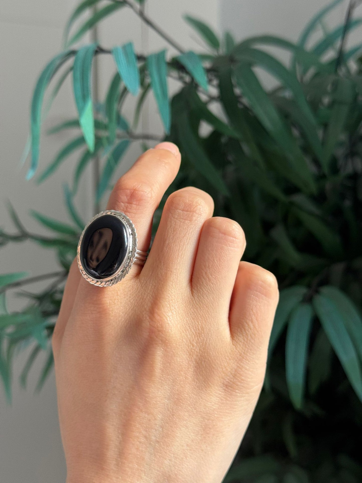 Anillo de Onix en plata de ley 925 ajustable