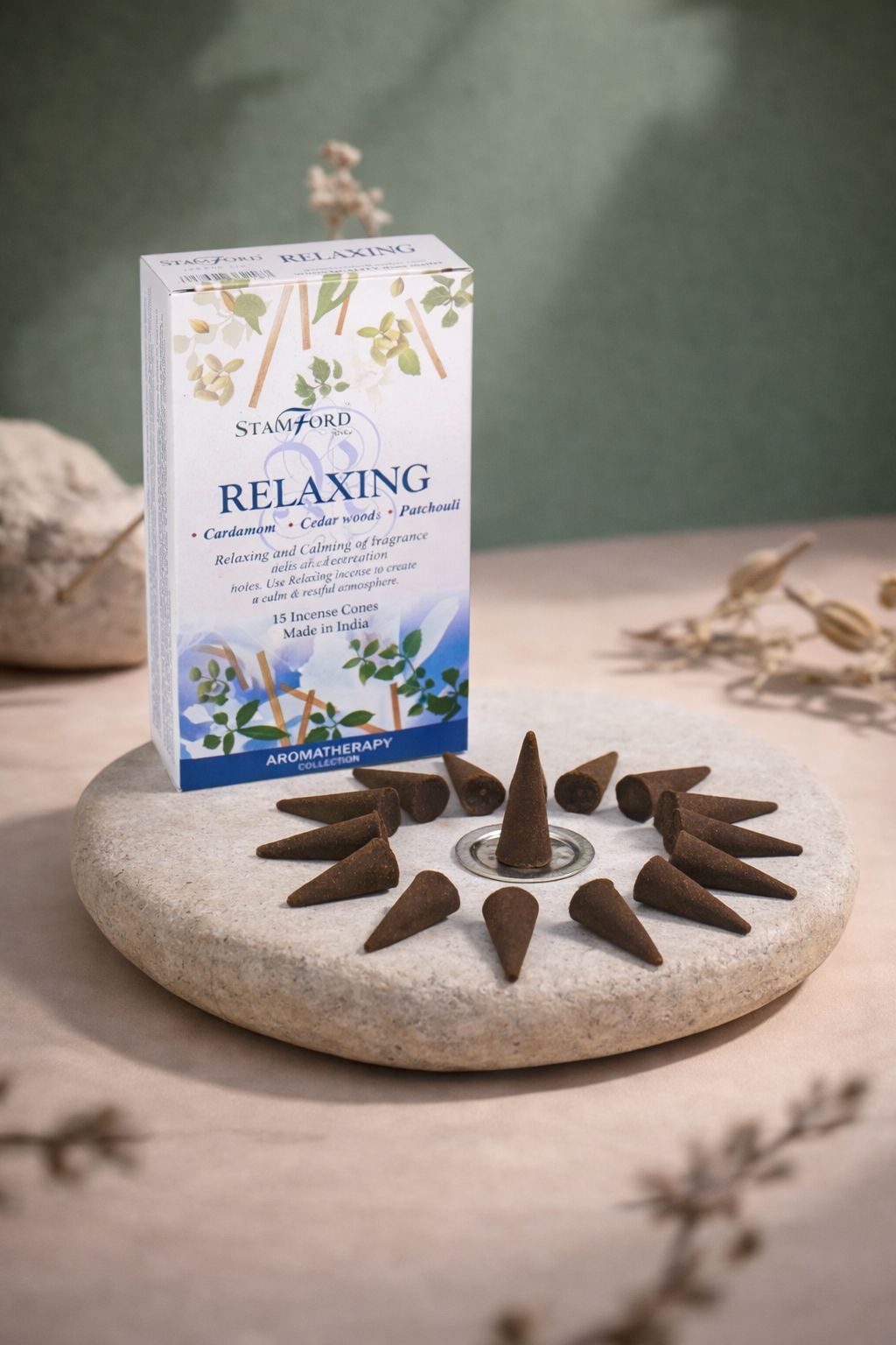 Conos Relaxing de reflujo (Cardamomo, Madera de Cedro y Pachulí)