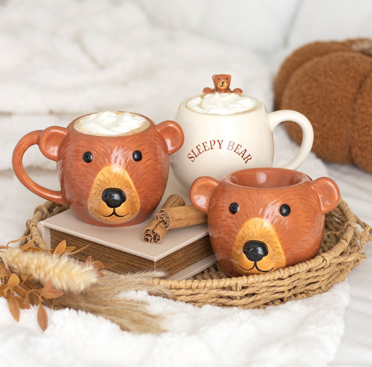 Taza redonda con forma de oso soñoliento