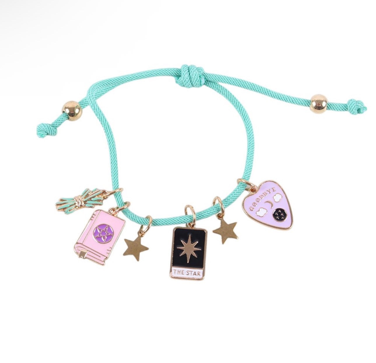 PULSERA CON DIJE DE ALTAR DE BRUJA MINI
