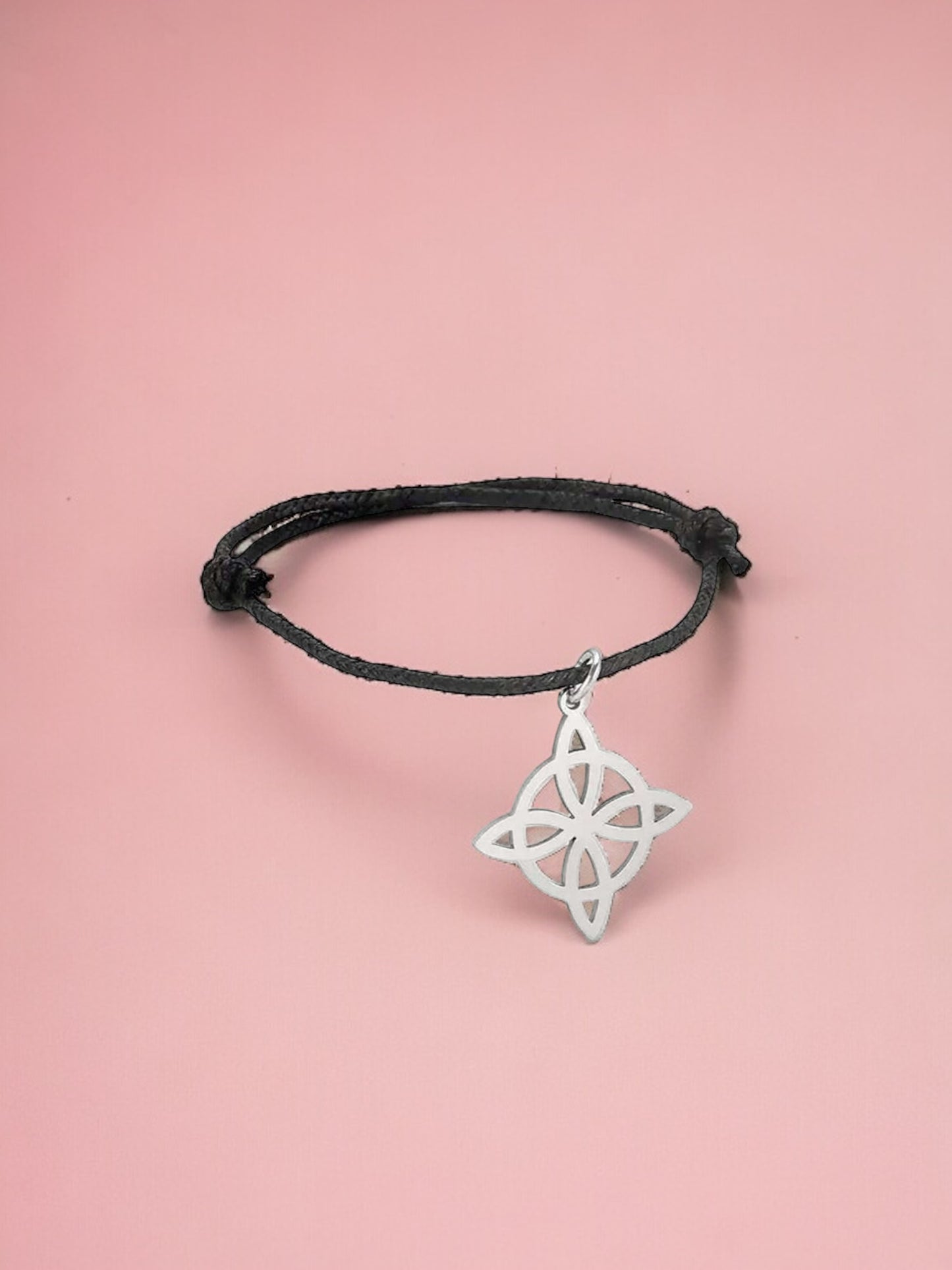 Pulsera nudo de bruja