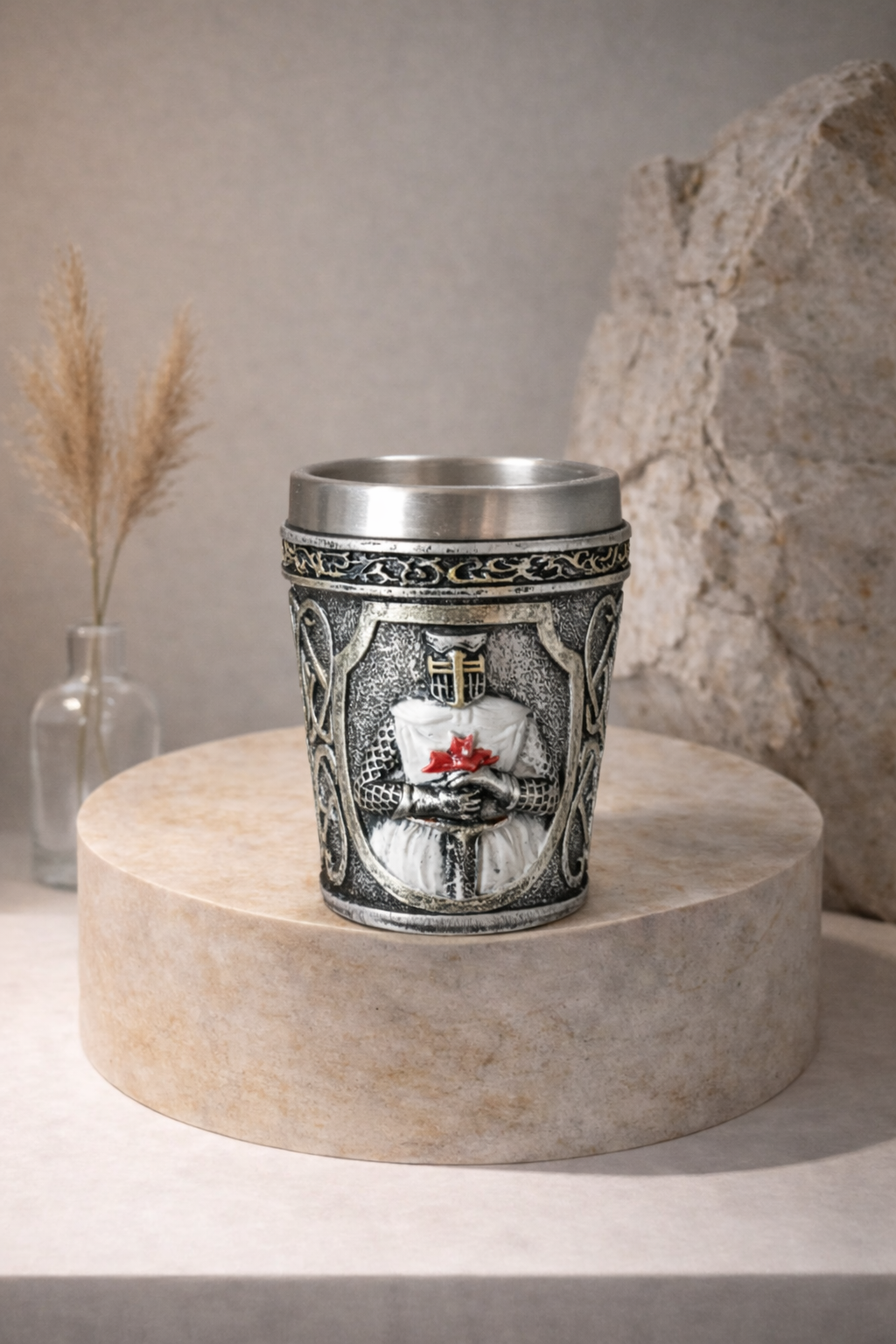 Vaso de Chupito Caballero Medieval con Escudo Blanco y Rojo