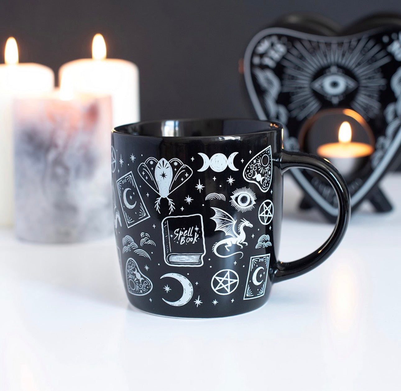 TAZA CON ESTAMPADO MÍSTICO DRAGONES
