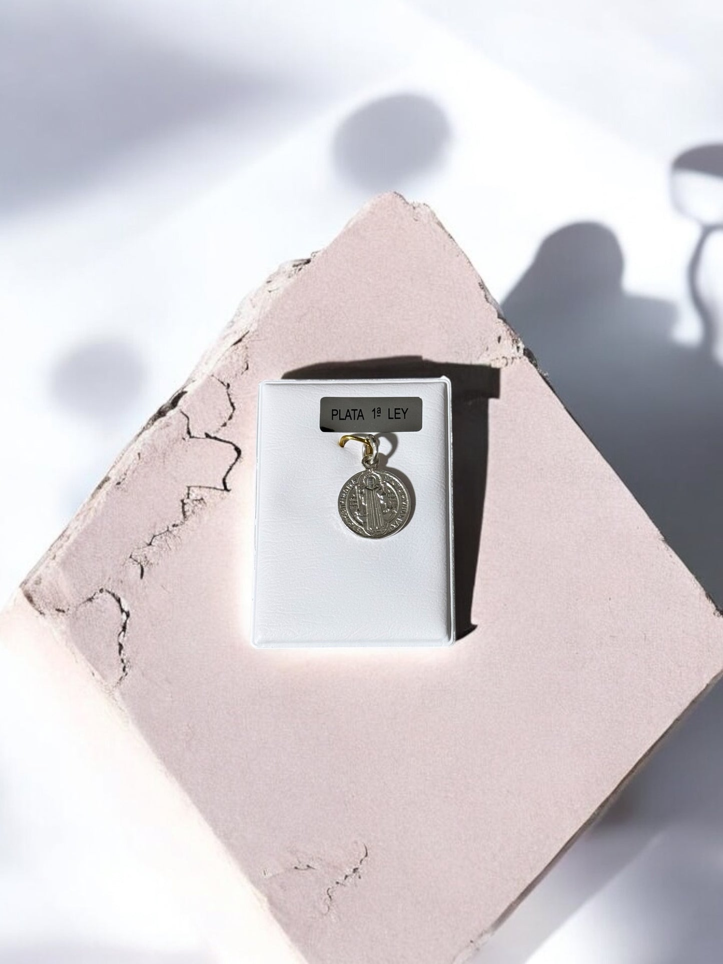 Colgante medalla San Benito