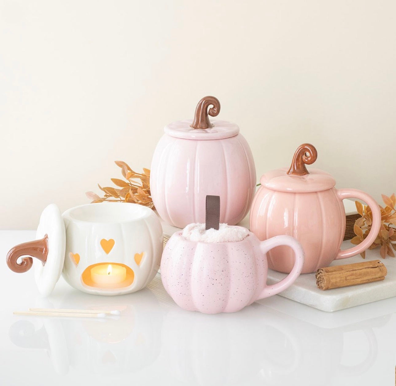 JUEGO DE TAZA Y CALCETINES CON DISEÑO DE CALABAZA ROSA