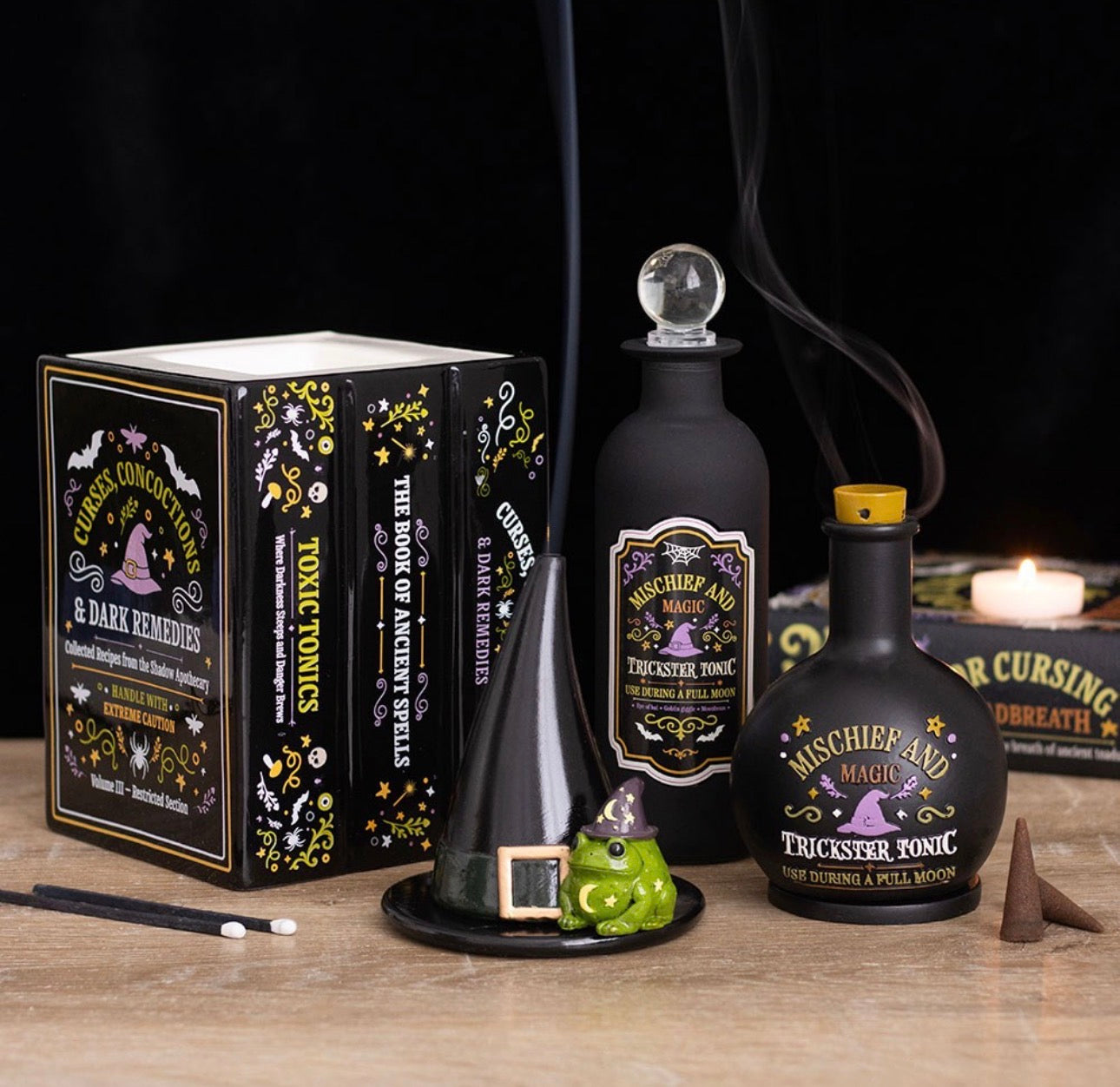 QUEMADOR DE ACEITE Y CALENTADOR DE CERA CON FORMA DE LIBRO DE BOTICARIO DE BRUJA