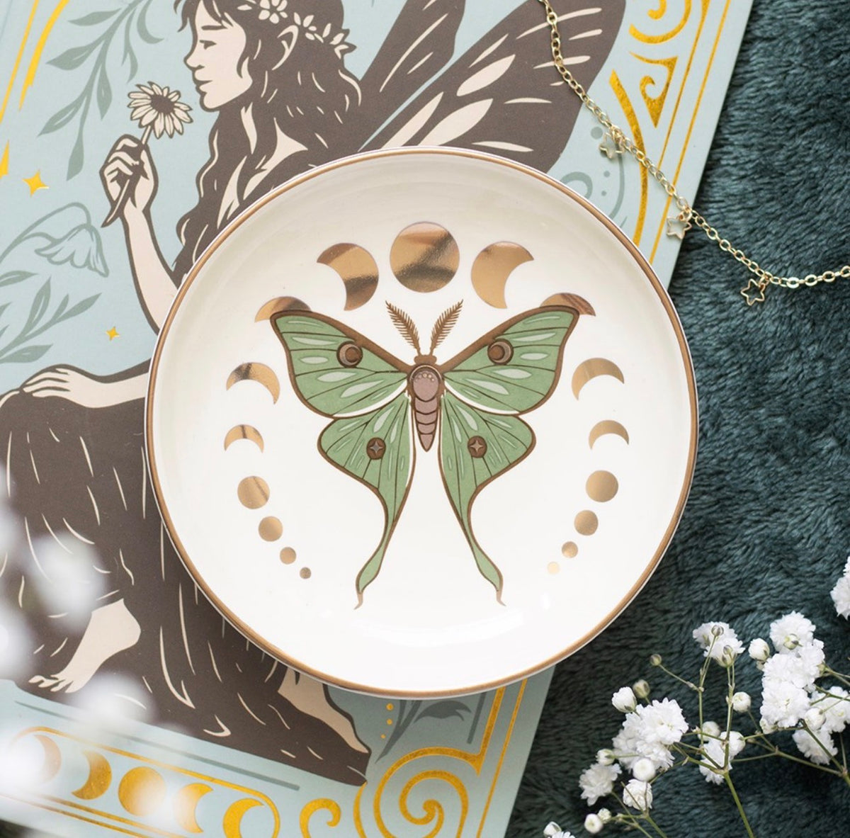 PLATO DECORATIVO «MOONPHASE MOTH»
