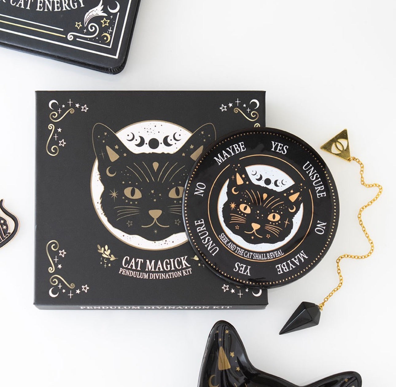 KIT DE ADIVINACIÓN CON PÉNDULO MÁGICO DE GATO NEGRO