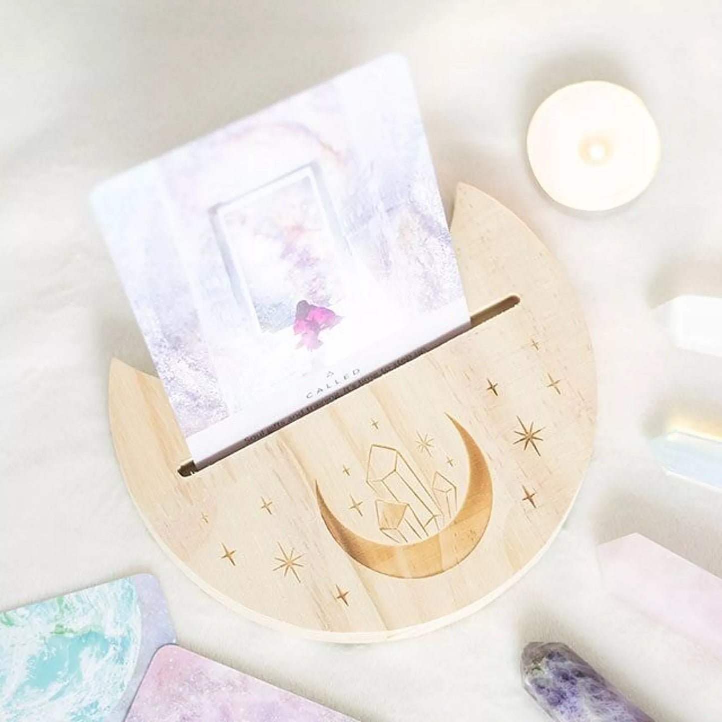 Soporte para cartas del tarot con forma de media luna de cristal natural