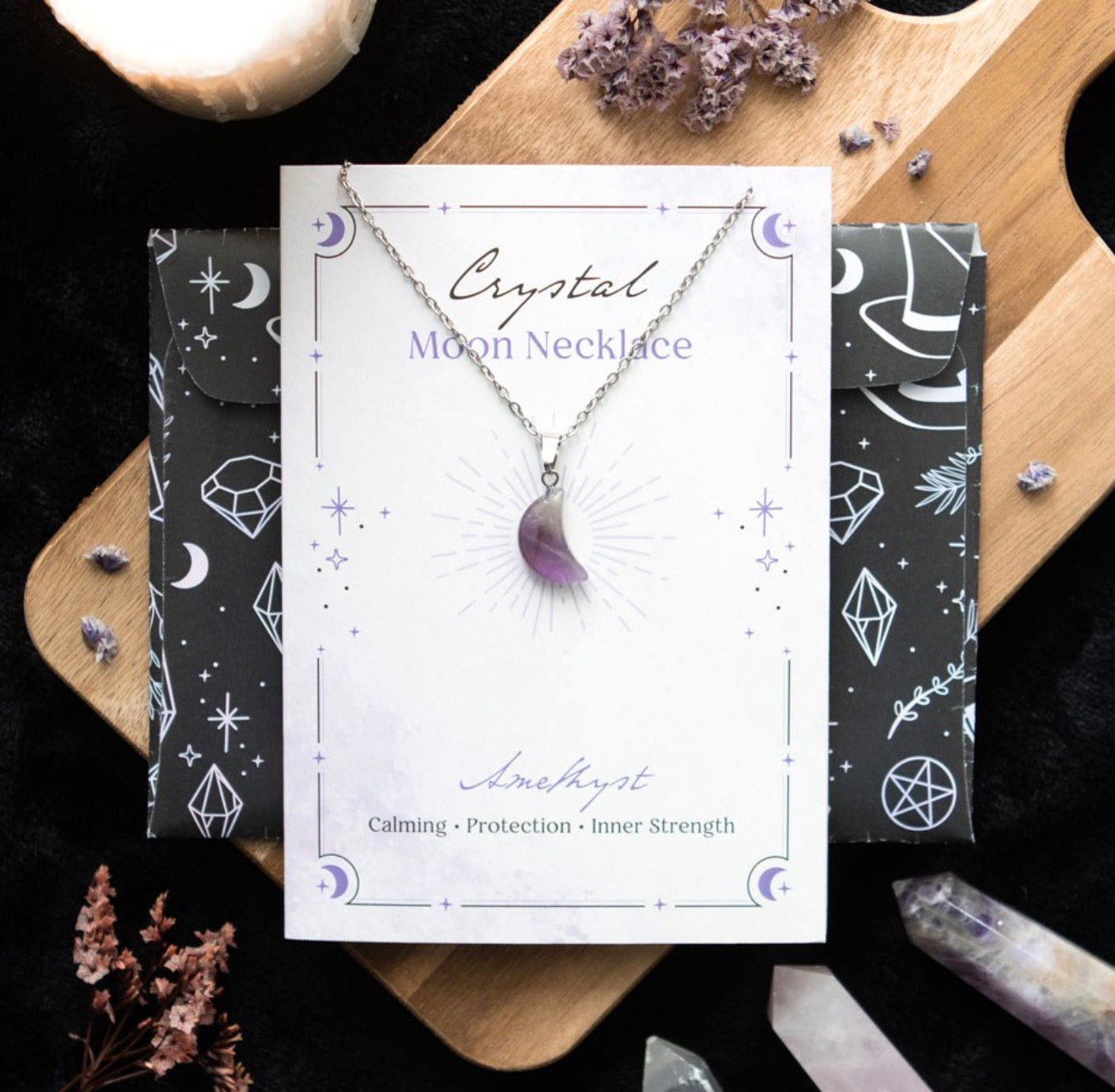 COLLAR DE LUNA DE AMATISTA EN TARJETA DE FELICITACIÓN
