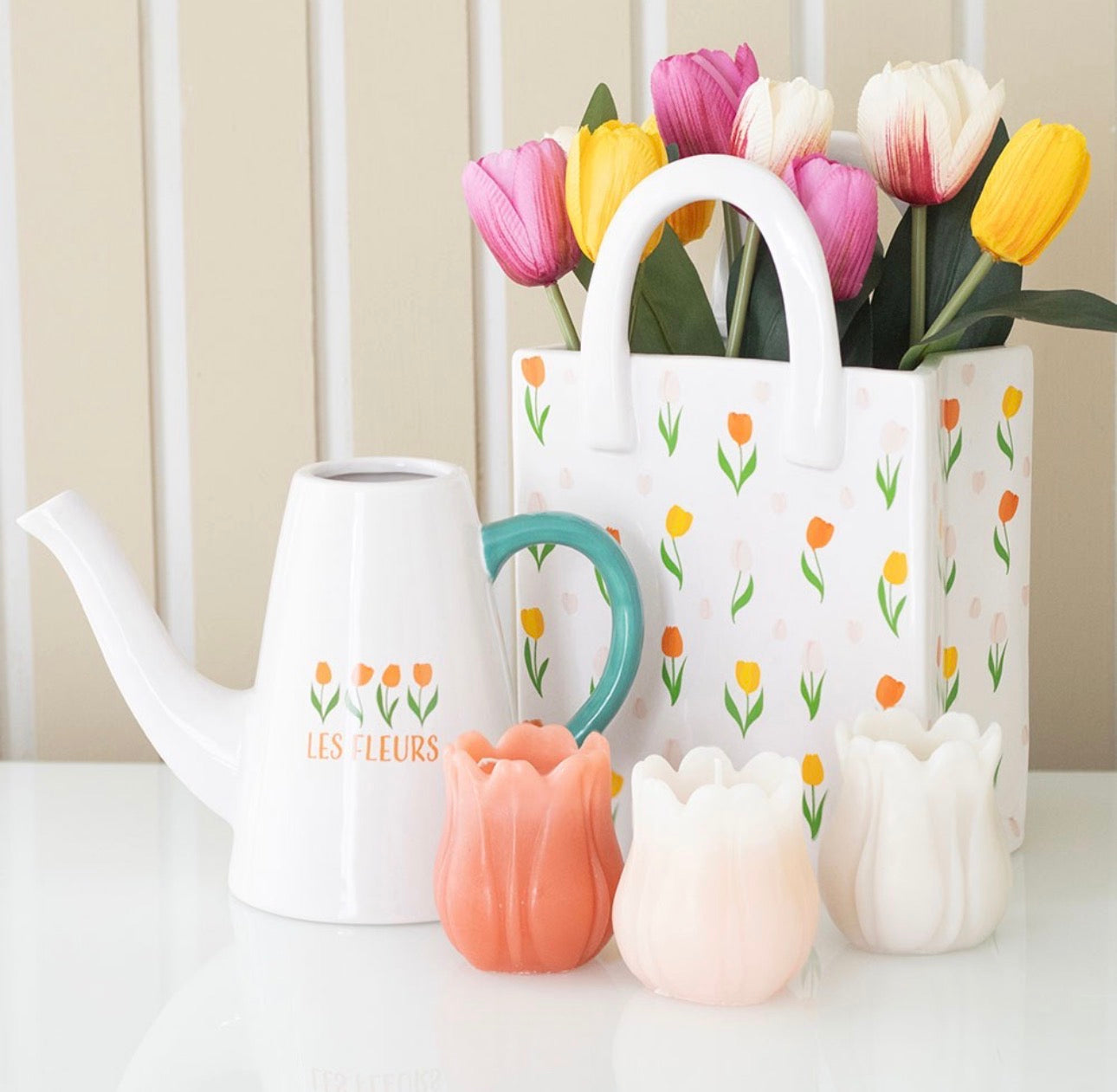 FLORERO DE CERÁMICA CON ESTAMPADO DE TULIPÁN EN FORMA DE BOLSA