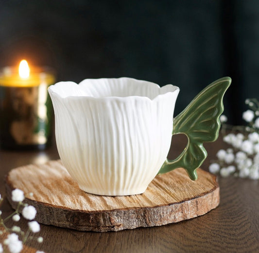 TAZA DE TÉ CON ALAS DE HADA DE LAS FLORES