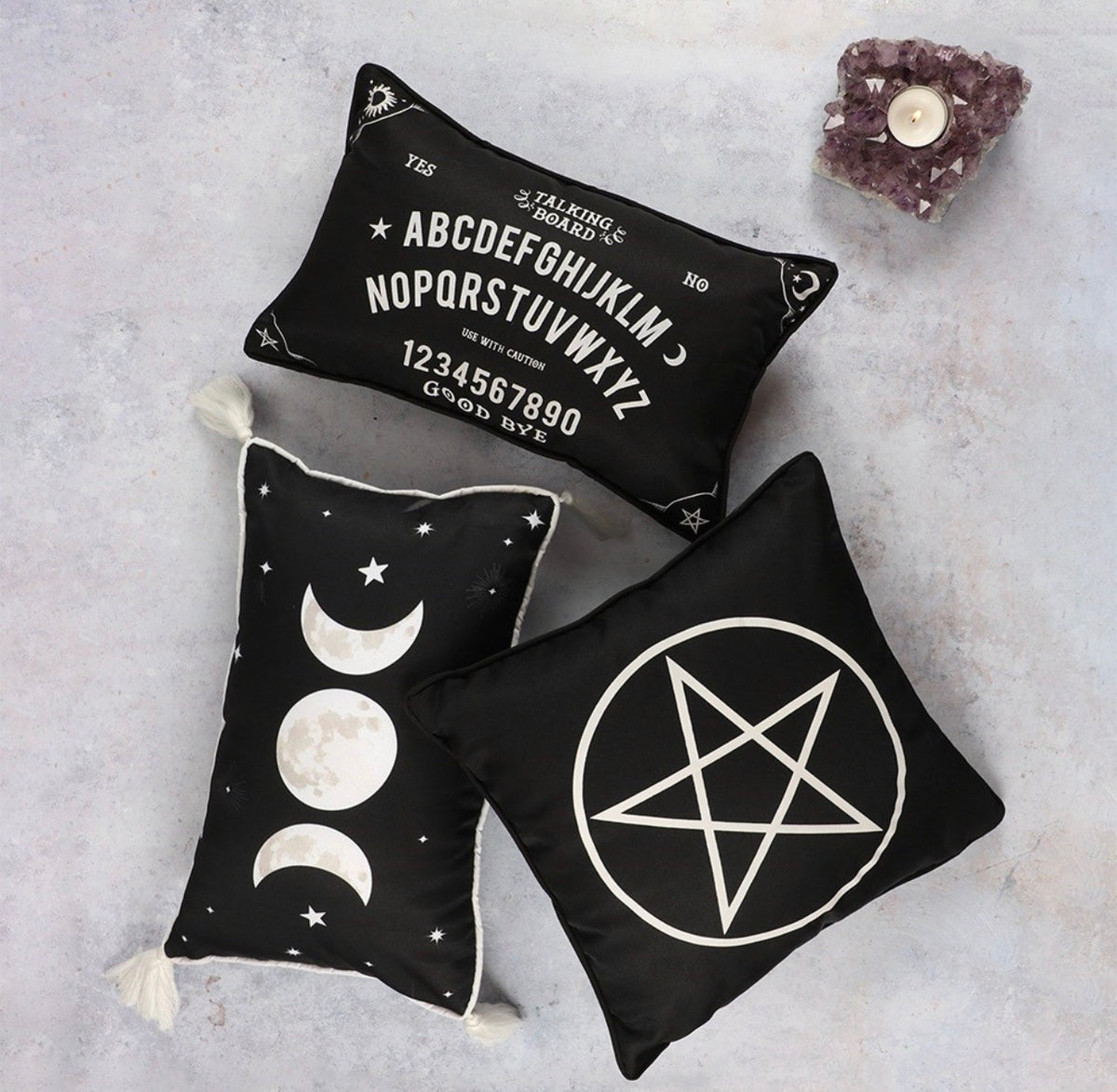 COJÍN RECTANGULAR «TRIPLE MOON» DE 40 CM