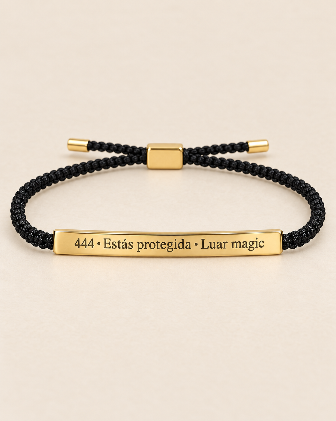 Pulsera “444 · Estás protegida” dorada