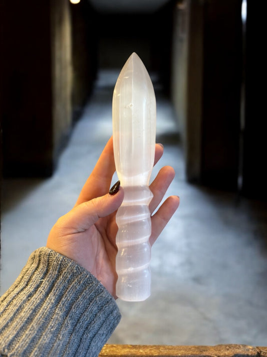 Daga selenita grande