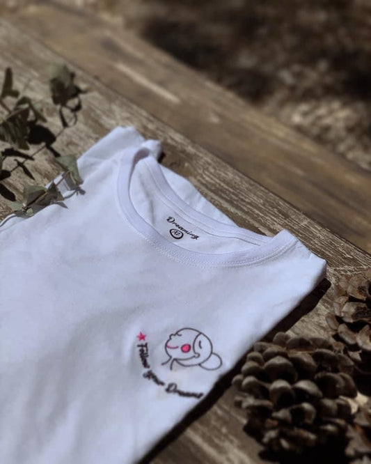 Camiseta persigue tus sueños (Luar magic)