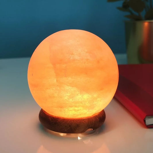 Lámpara de Esfera (Luna llena) de Sal del Himalaya en USB - Tallada a Mano