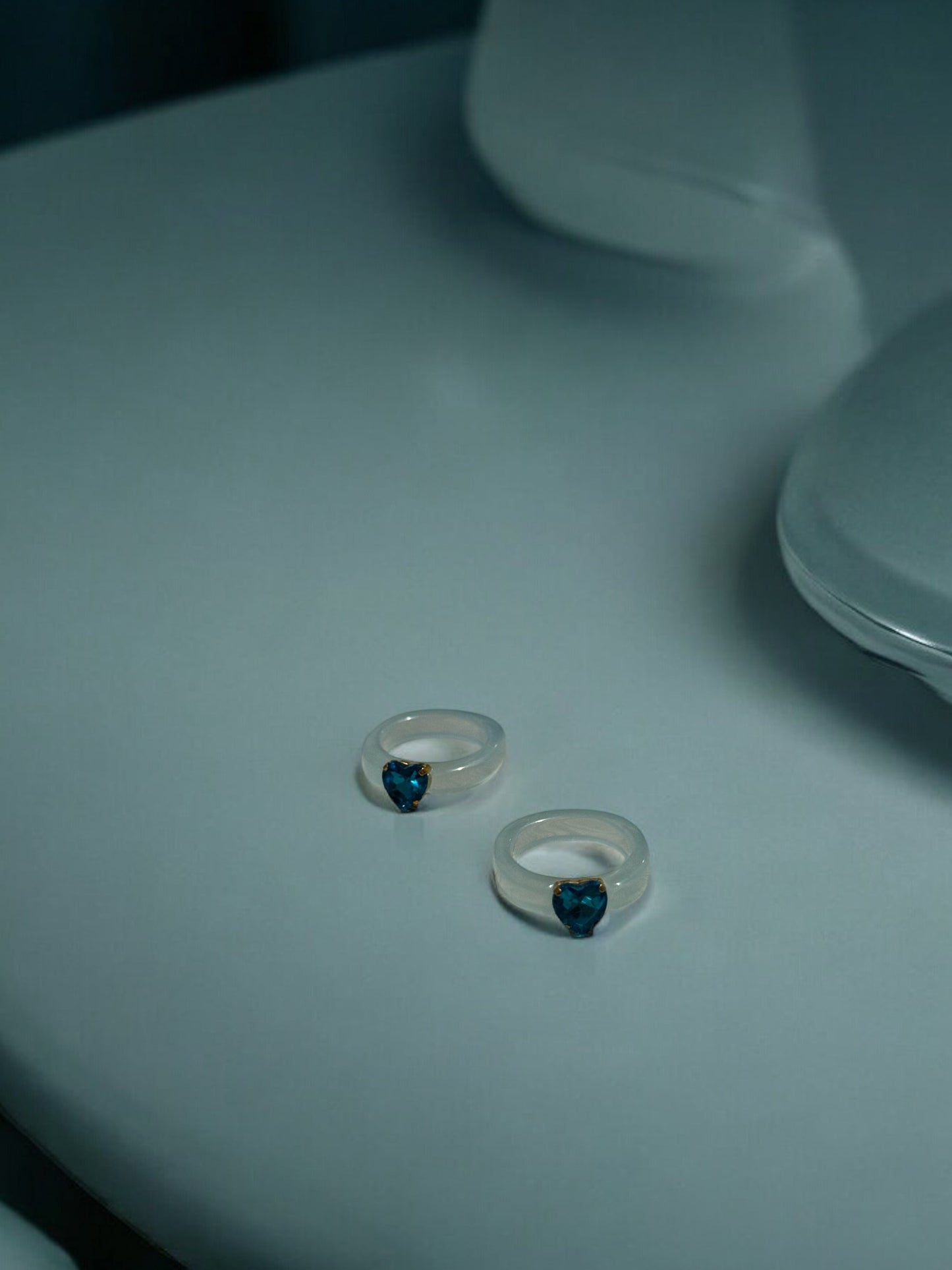 Anillo resina corazón