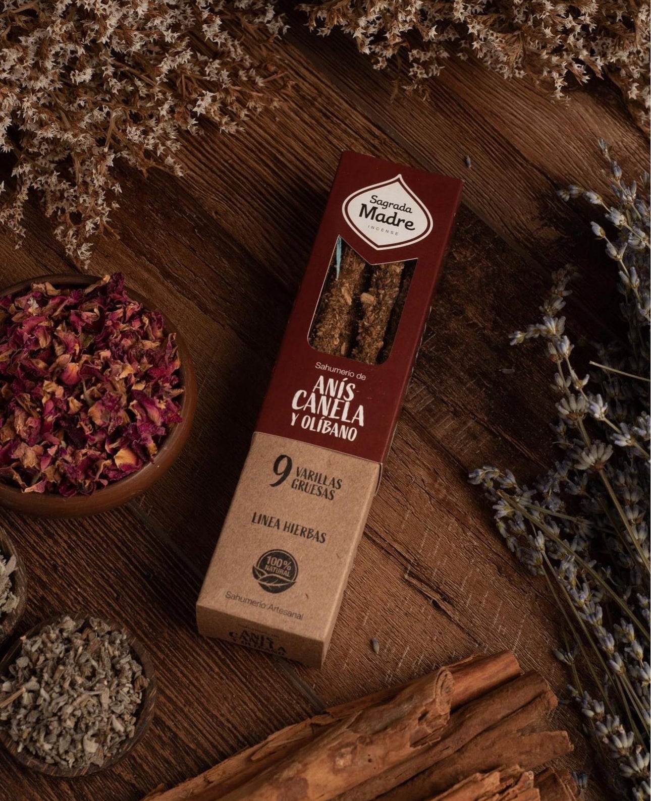 Incienso de canela, anís y Olibano
