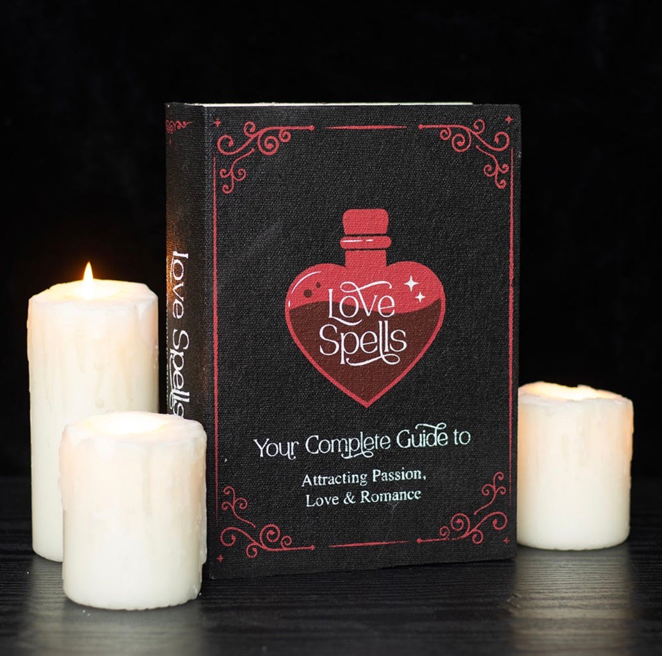 CAJA DE ALMACENAMIENTO CON FORMA DE LIBRO DE HECHIZOS DE AMOR