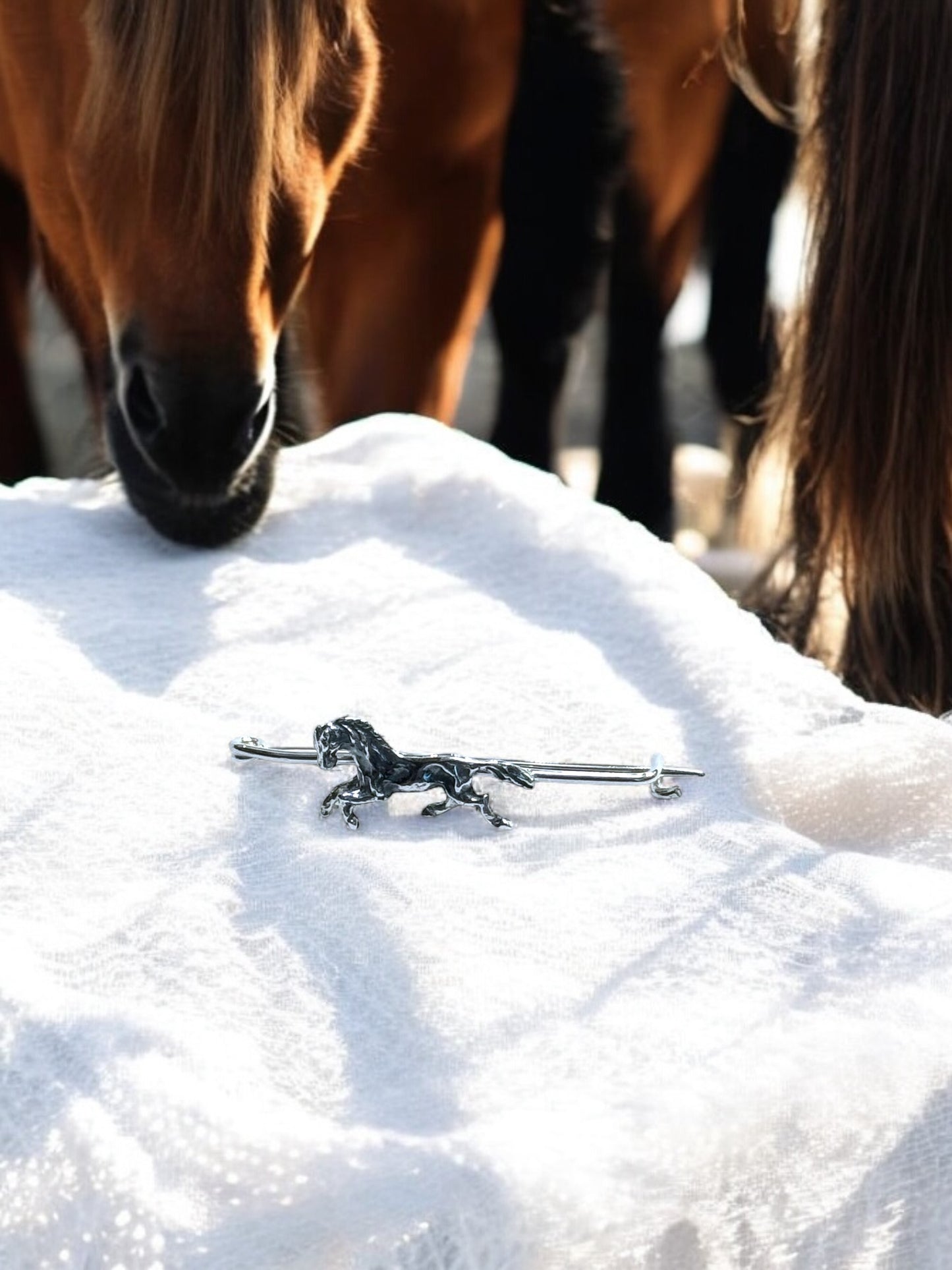 Broche de plata de un Caballo
