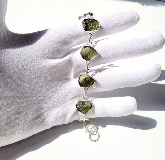 Pulsera de Moldavita plata de ley con (certificado de autenticidad)