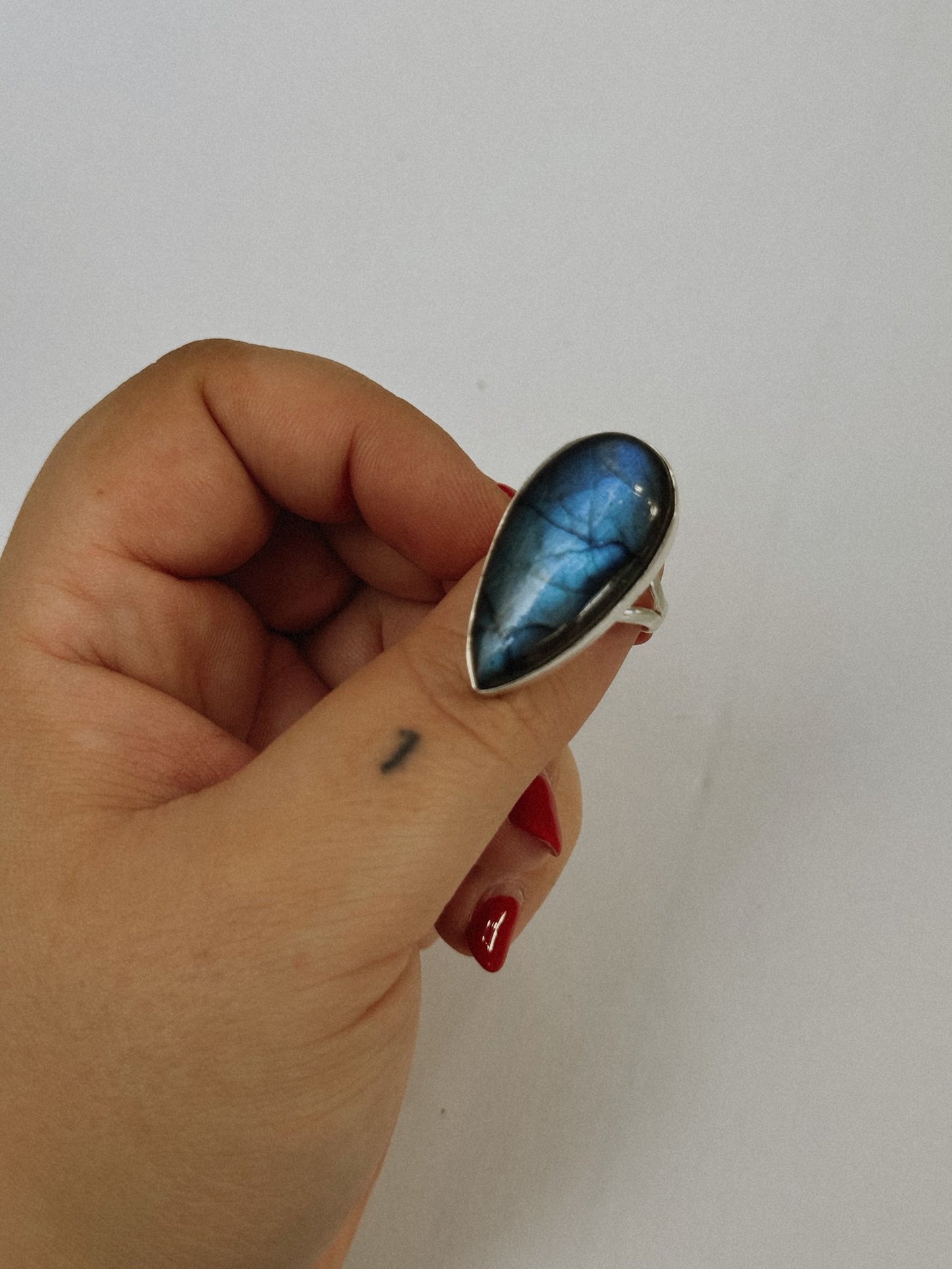 Anillo de Labradorita grande – Plata 925