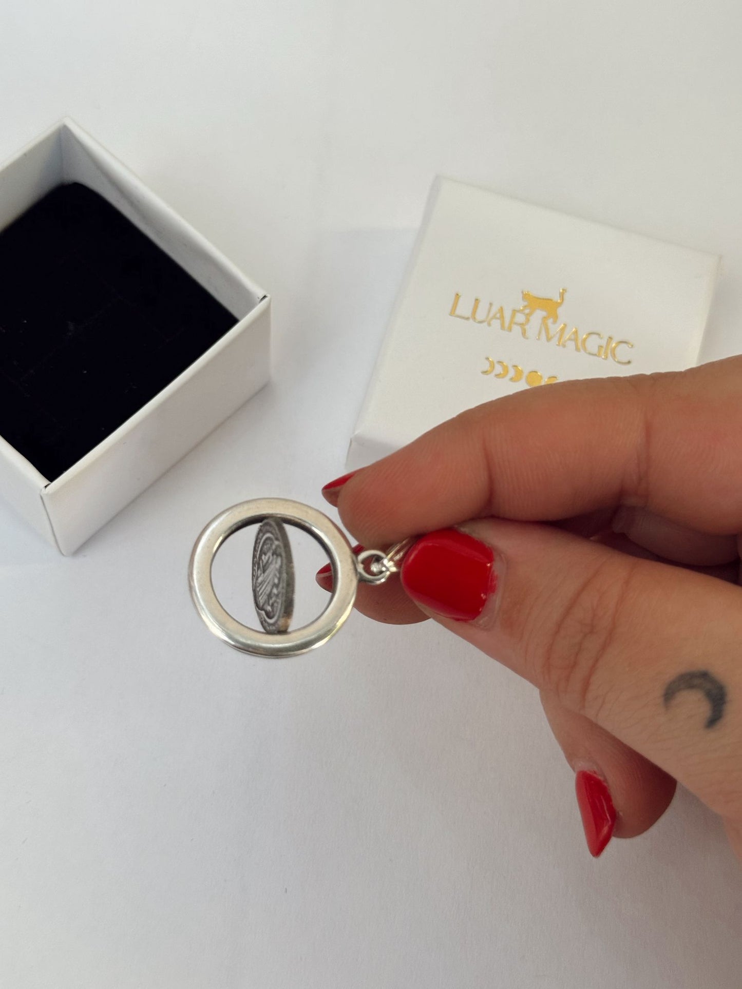 Colgante medalla san Benito giratorio plata 925 con cadena de acero de regalo