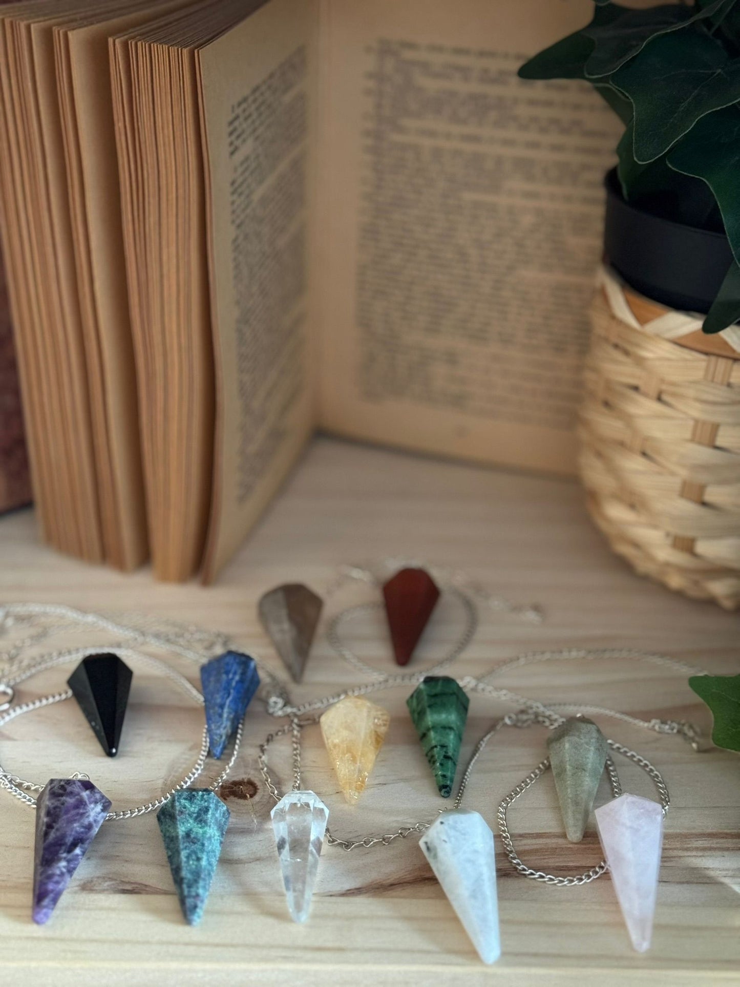 Péndulos de minerales a Elegir – Calidad Extra con Cadena de Acero