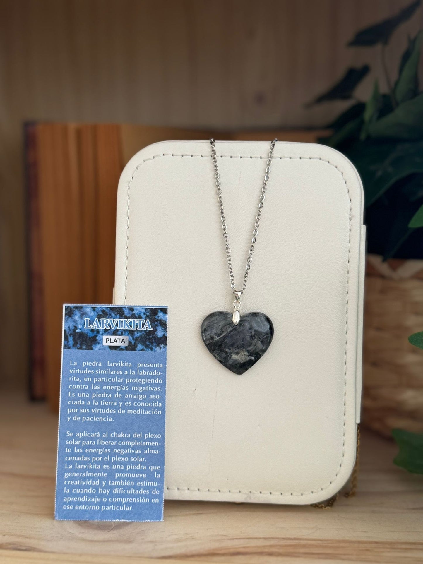 Colgante Corazón de Larvikita plata 925