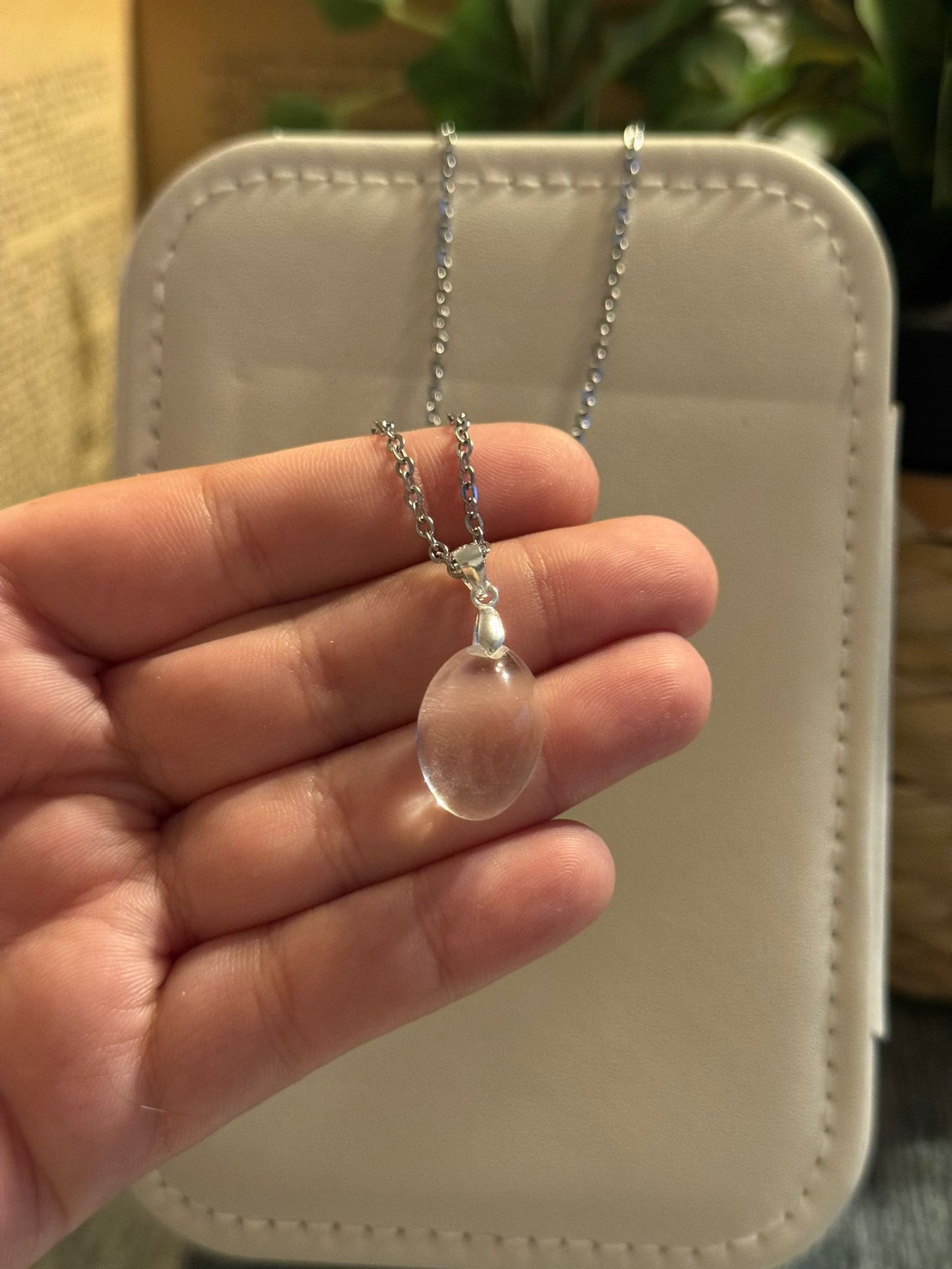 Colgante de Cuarzo Blanco Maestro en Plata 925