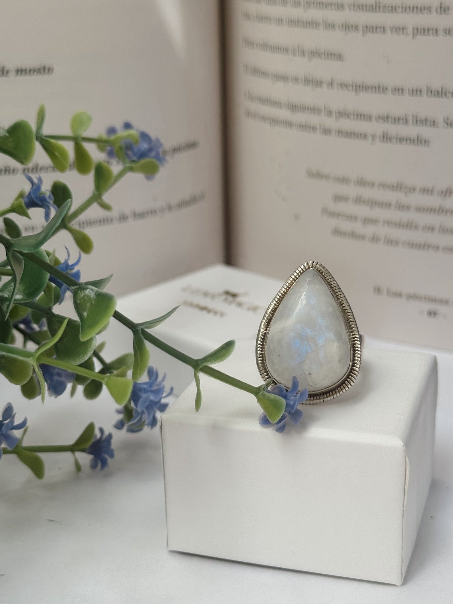 Anillo piedra luna plata de ley ajustable