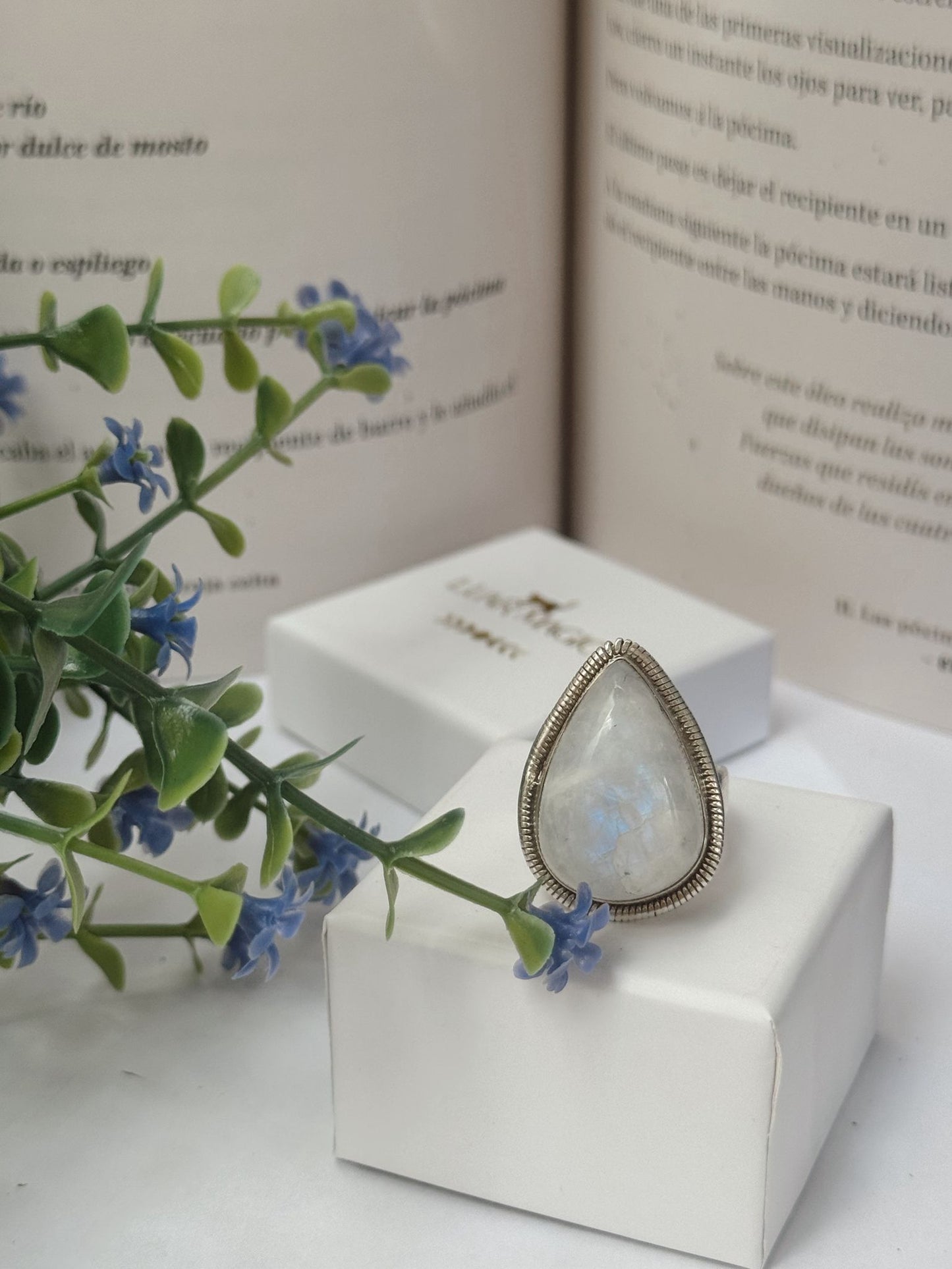 Anillo piedra luna plata de ley ajustable