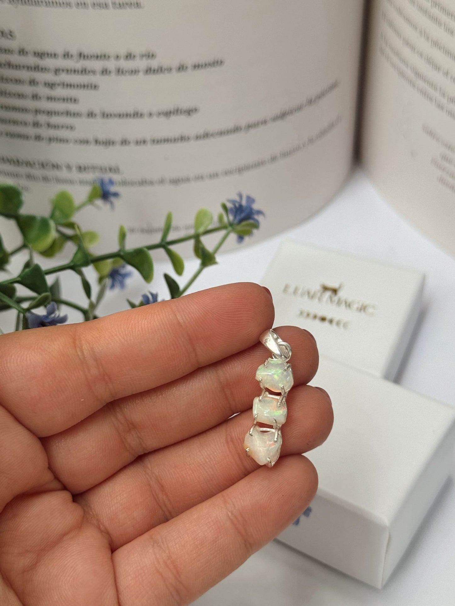 Colgante Ópalo etíope natural de plata de ley