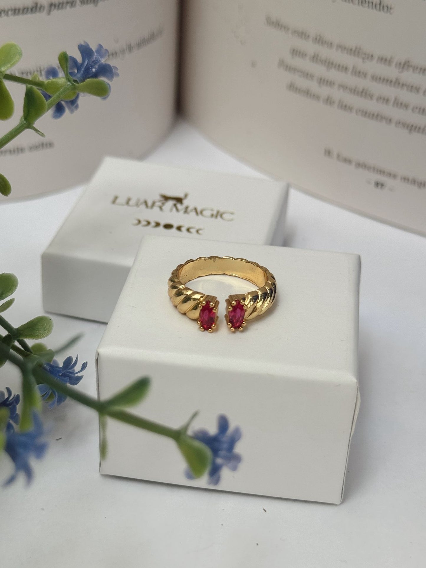 Anillo ajustable con circonita