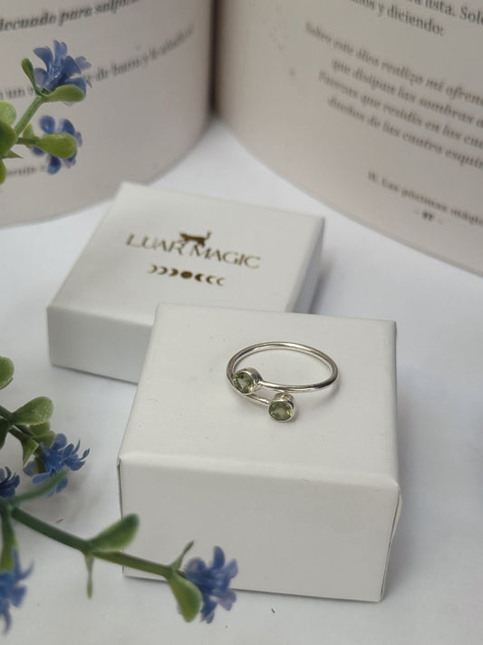 Anillo de peridoto/Olivino plata de ley 925