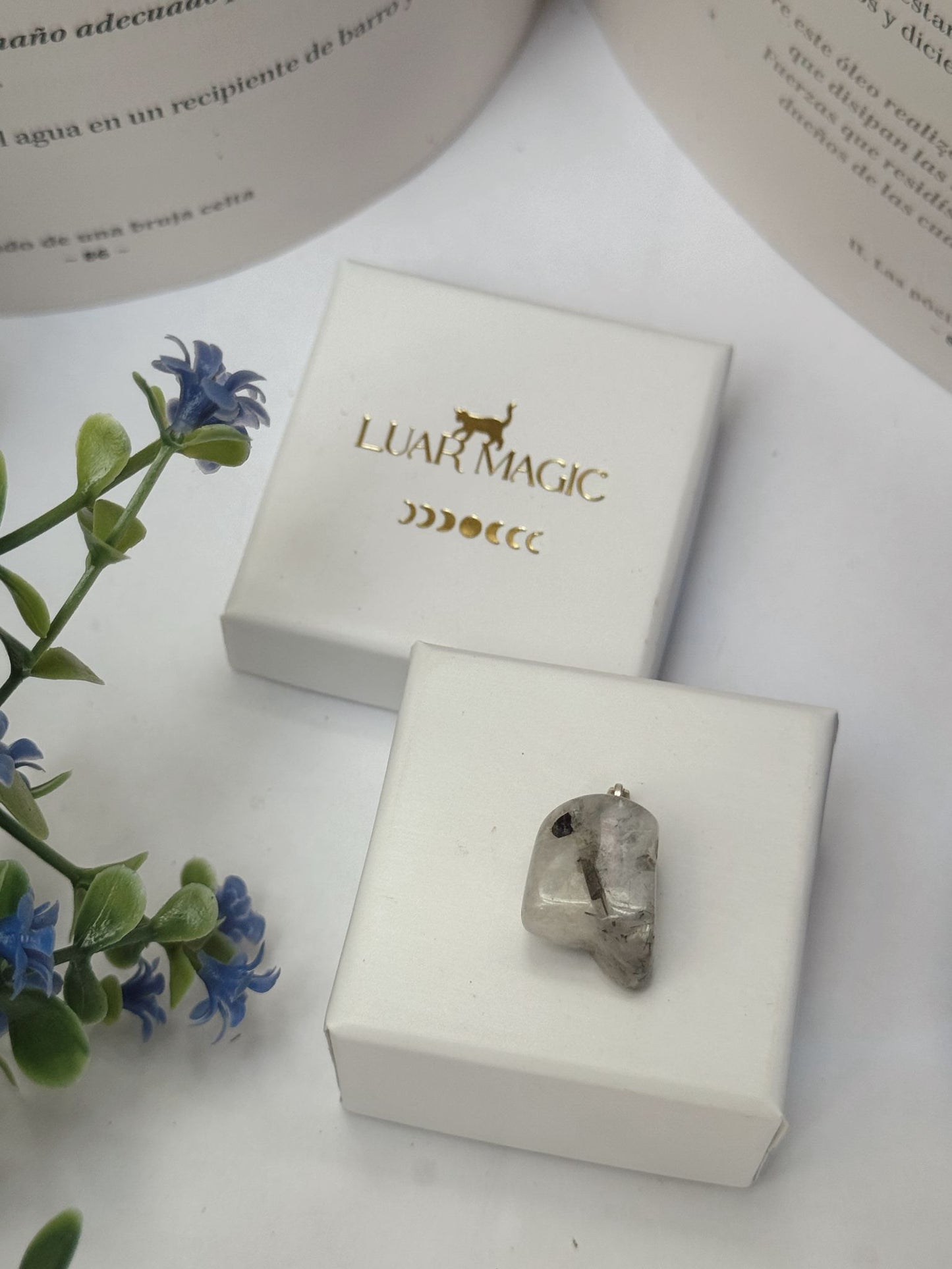 Colgante de Piedra Luna en Plata de Ley 925