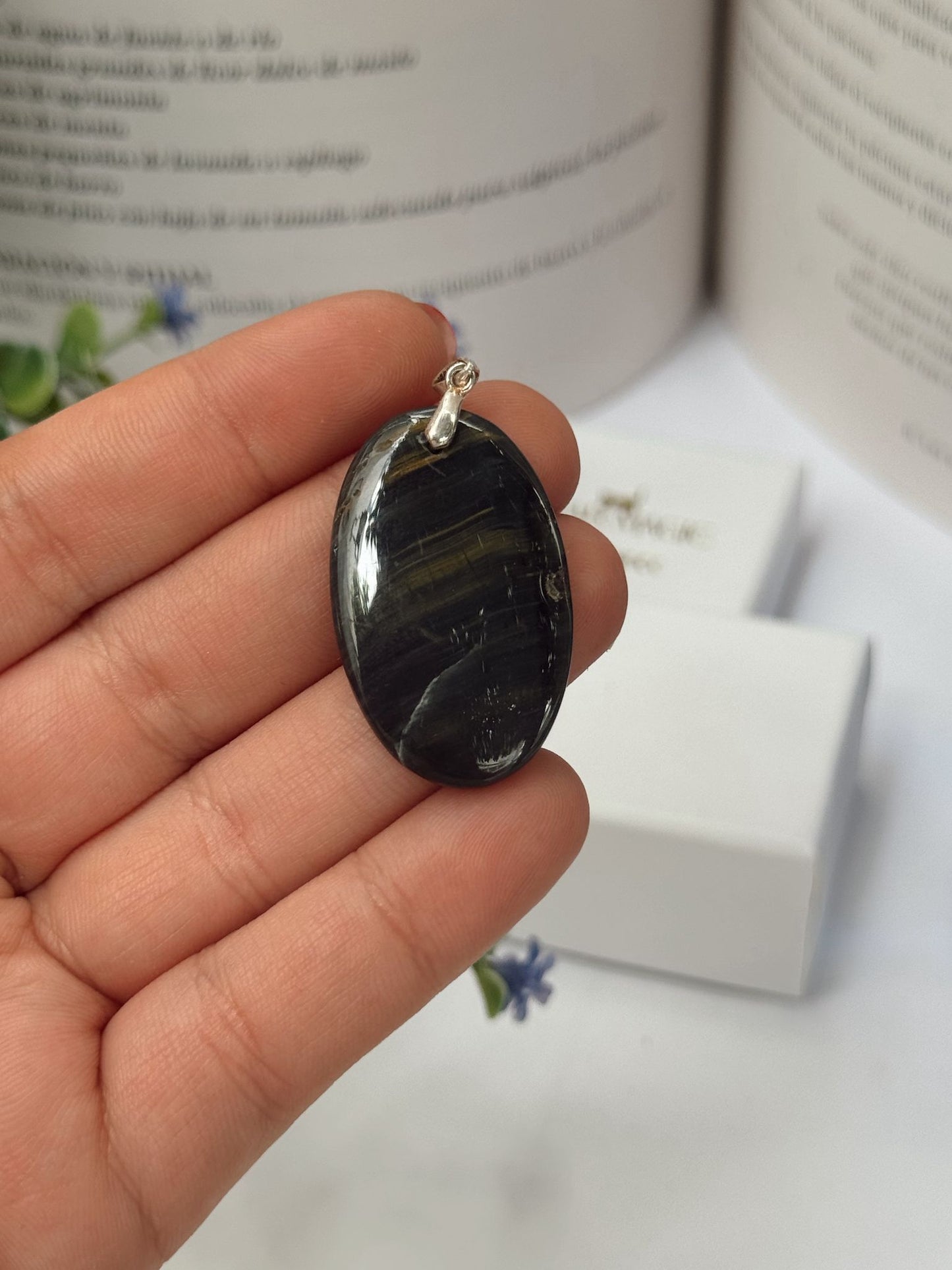 Colgante de Ojo de Águila en Plata de Ley 925