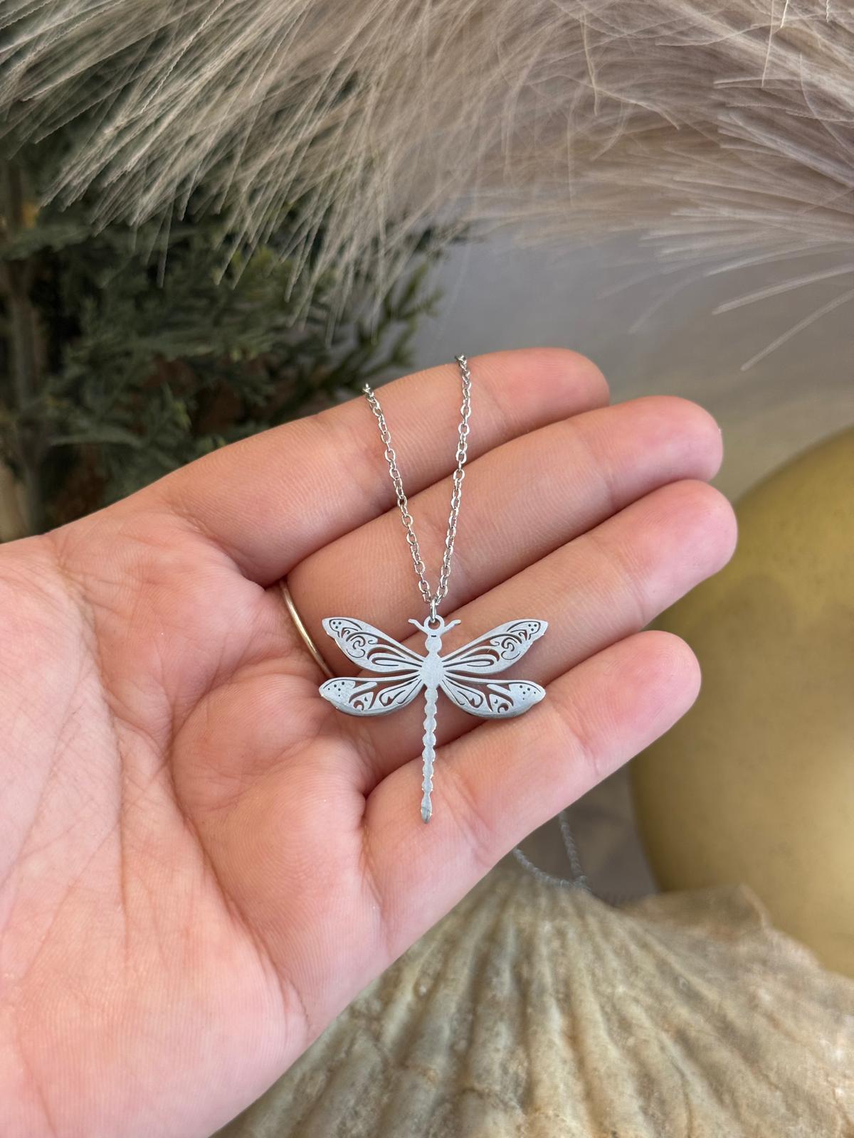 Collar Libélula en Acero Inoxidable