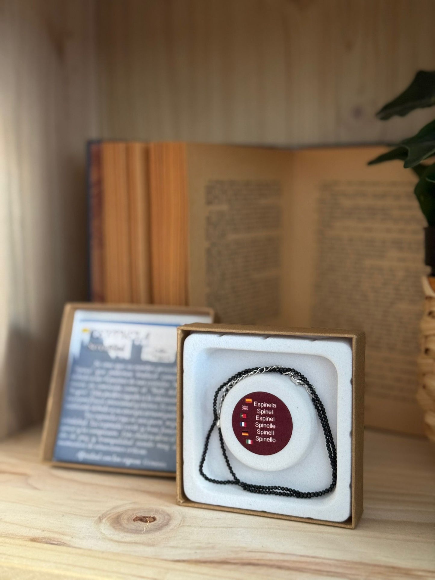 Collar y Pulsera de Espinela – Calidad Extra