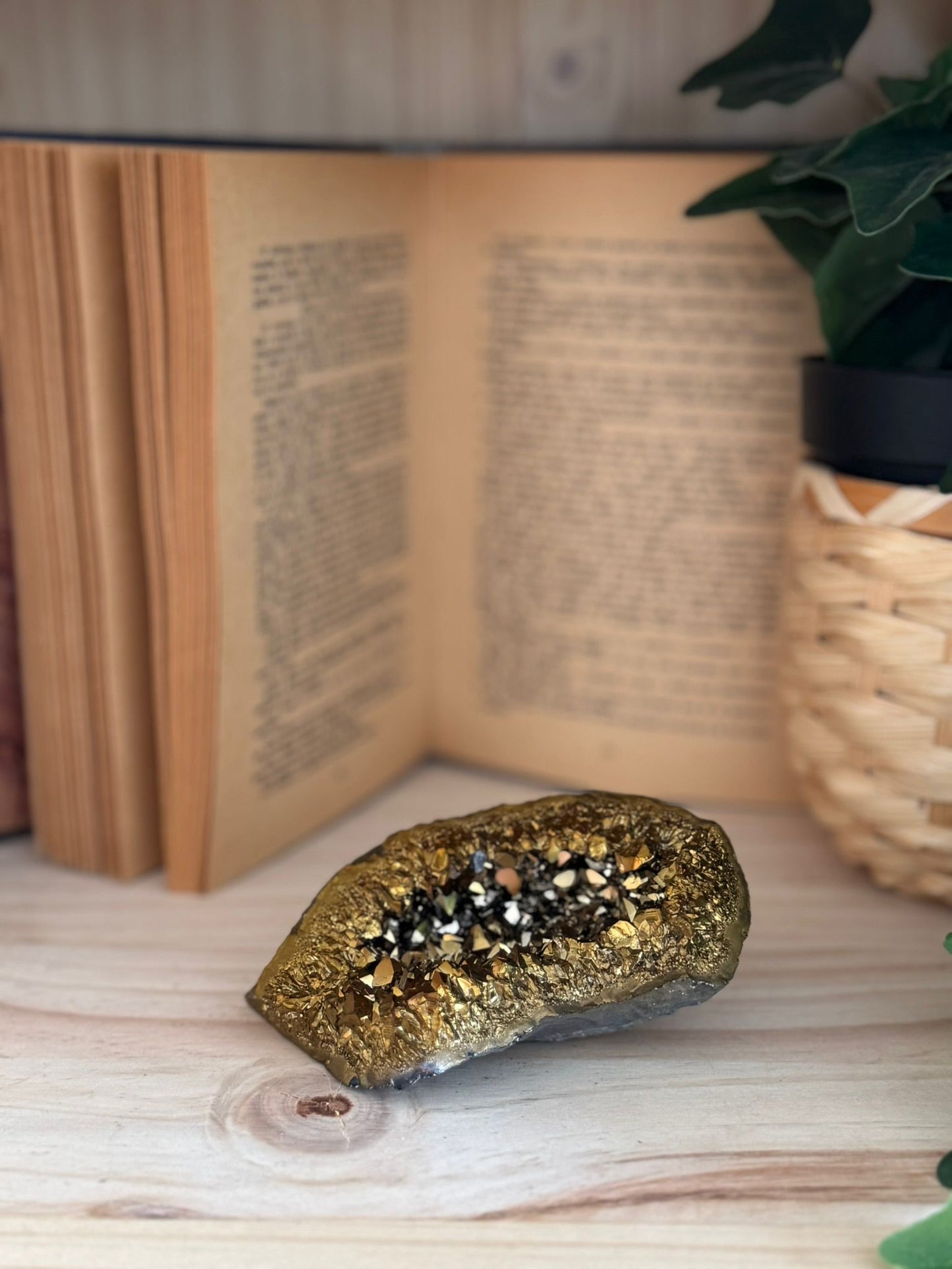 Drusa amatista oro Maxi con cueva