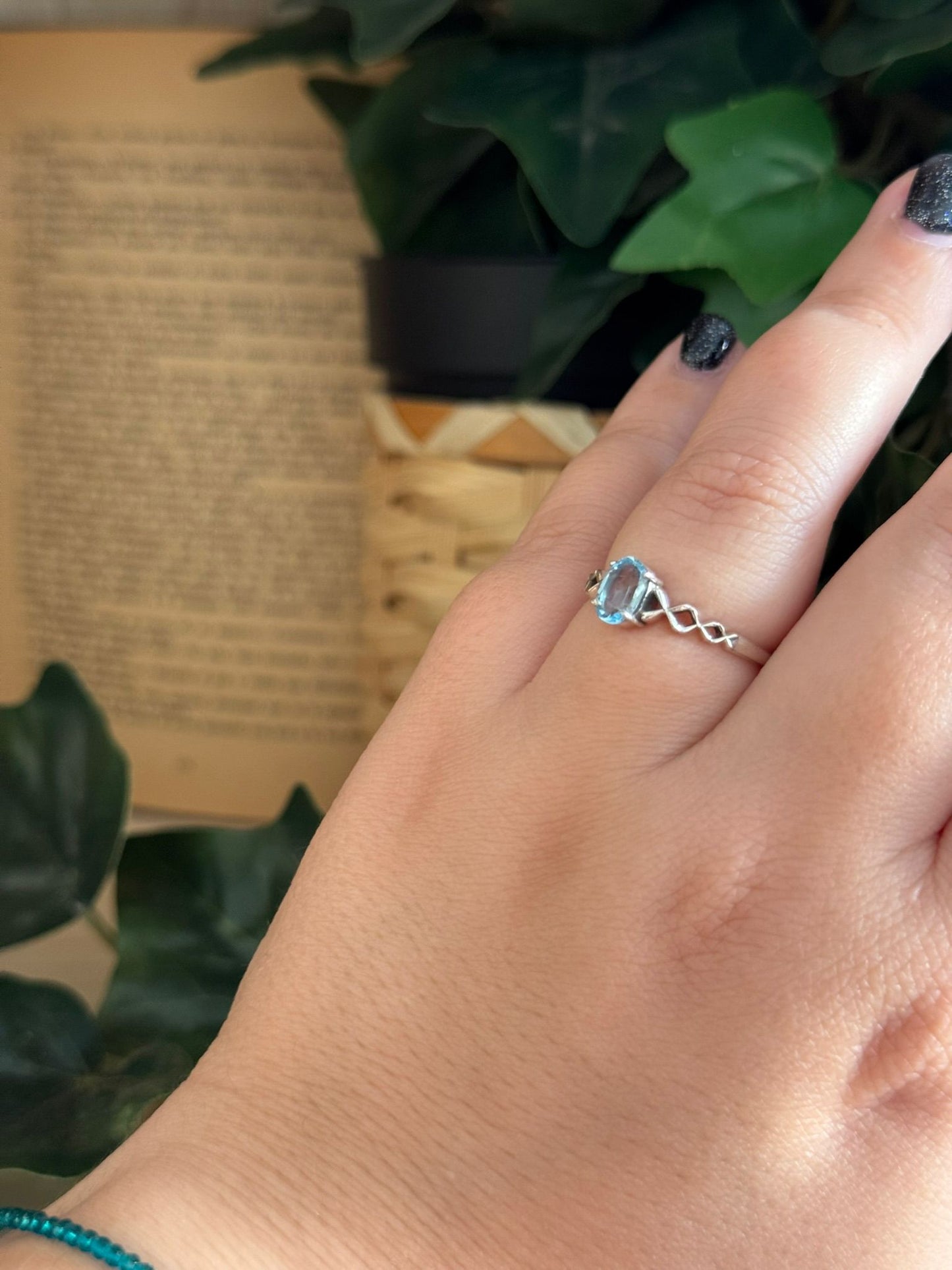 Anillo de Aguamarina Facetado